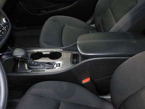 Used 2023 Chevrolet Malibu LT FWD image 29