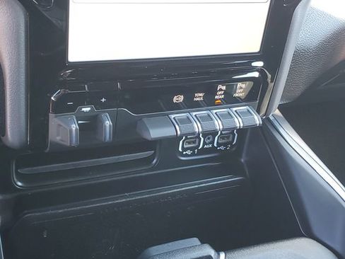 Used 2022 RAM 3500 Laramie AWD/4WD image 20
