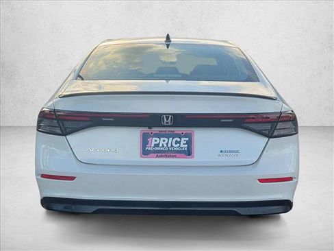 Used 2023 Honda Accord Sport image 7