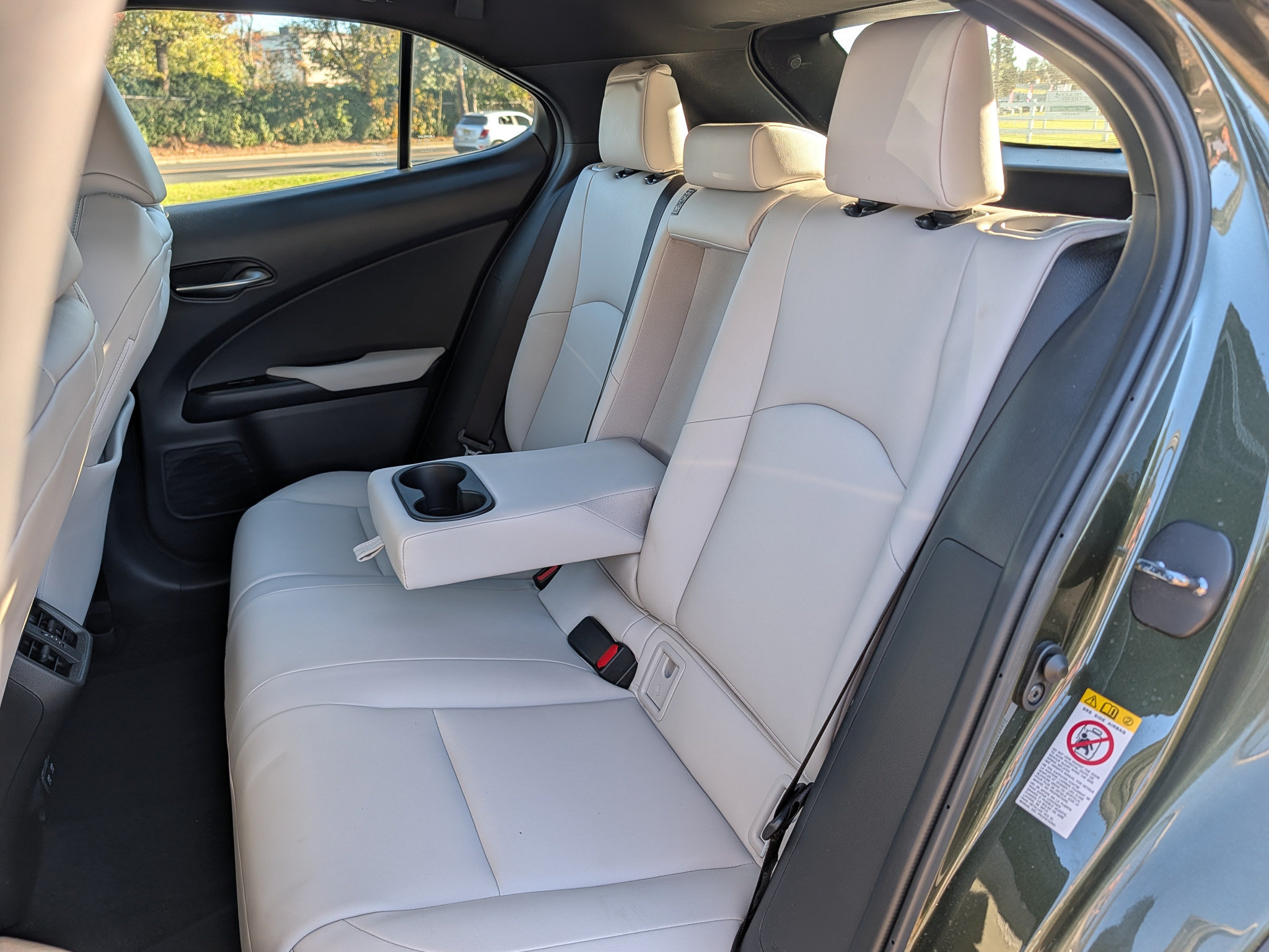 Used 2019 Lexus UX 200 w/ Premium Package FWD image 17