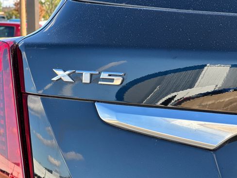 Certified 2025 Cadillac XT5 Premium Luxury image 28