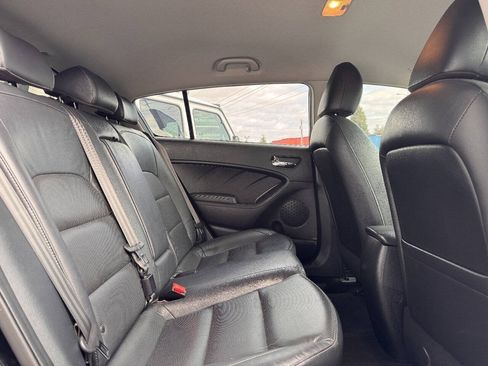 Used 2017 Kia Forte EX FWD image 18