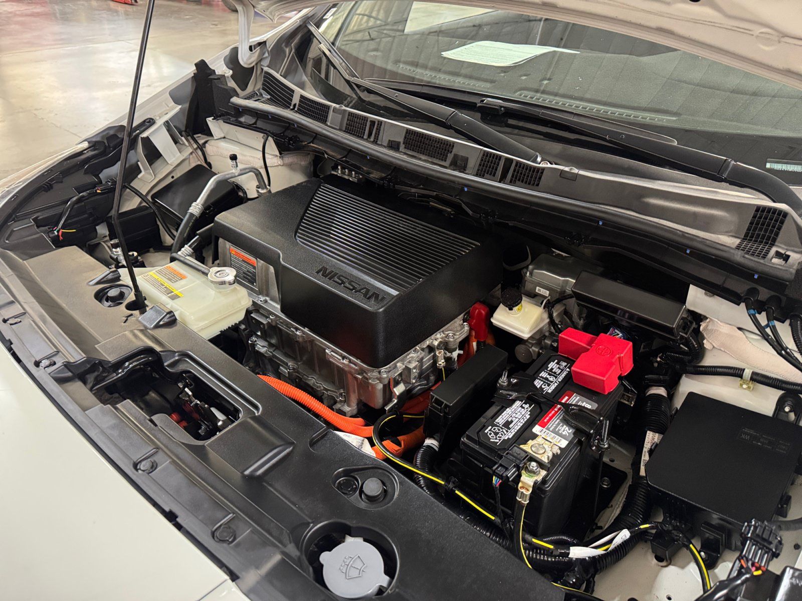 Used 2022 Nissan Leaf S FWD image 22