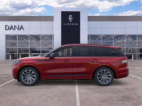 New 2025 Lincoln Aviator AWD w/ Jet Appearance Package image 3