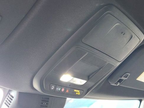 Used 2024 Chevrolet Traverse Z71 w/ Enhanced Driving Package image 27