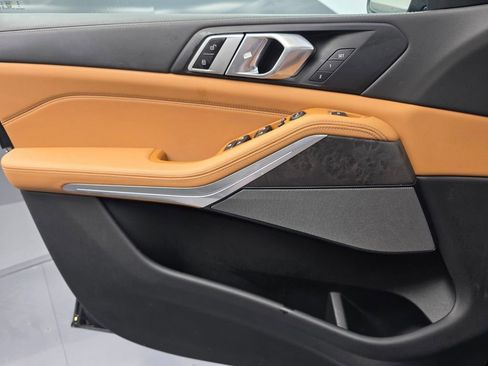 Used 2026 BMW X5 sDrive40i w/ Premium Package RWD image 25