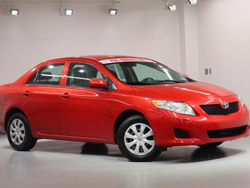 Used 2010 Toyota Corolla LE FWD image 7