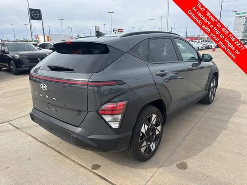 Used 2025 Hyundai Kona SEL image 5
