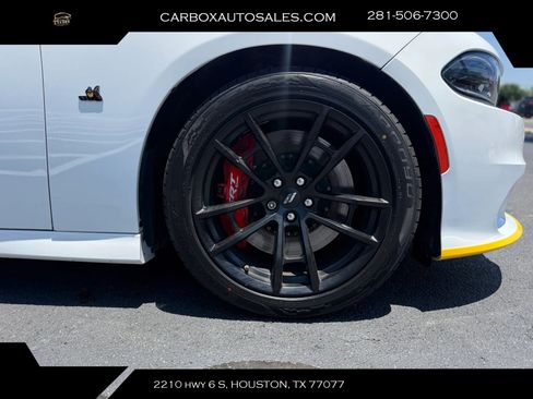 Used 2023 Dodge Charger Scat Pack w/ Dynamics Package RWD image 30