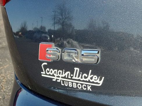 Used 2018 Audi SQ5 Premium Plus w/ Navigation Package image 8