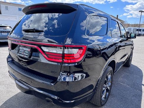 Used 2024 Dodge Durango GT image 7