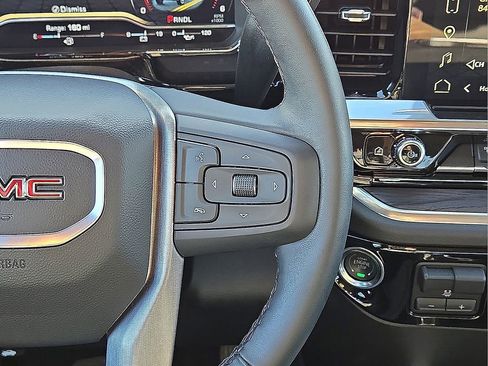 Used 2025 GMC Sierra 2500 SLT w/ SLT Premium Package image 21