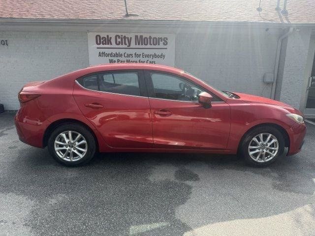Used 2016 MAZDA MAZDA3 i Sport w/ Preferred Equipment Package FWD image 4