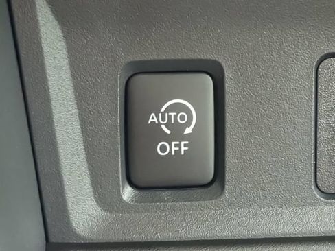 Certified 2025 Nissan Sentra S FWD image 21