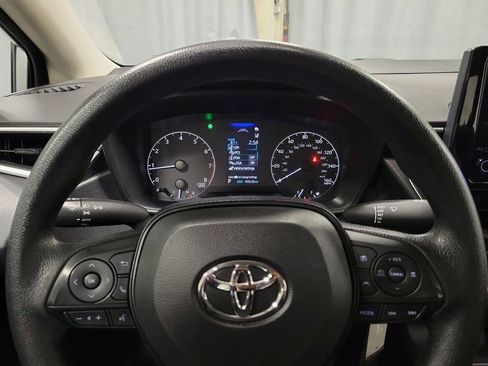 Used 2023 Toyota Corolla LE FWD image 14