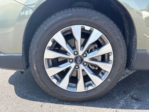 Used 2019 Subaru Outback 3.6R Touring w/ Popular Package #3A AWD/4WD image 11