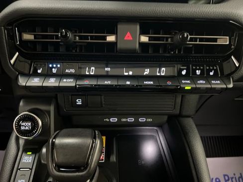 Used 2025 Toyota Land Cruiser w/ Premium Package AWD/4WD image 31