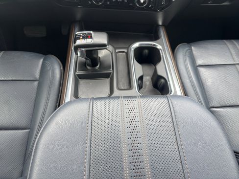 Used 2023 Chevrolet Silverado 1500 High Country w/ High Country Premium Package image 5