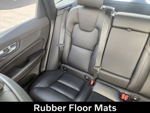 Certified 2023 Volvo XC60 B6 Ultimate w/ Protection Package Premier image 15