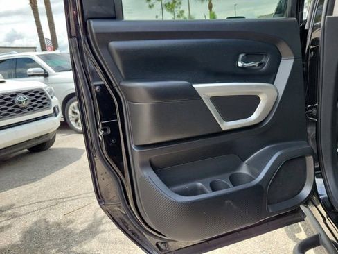 Used 2022 Nissan Titan SV w/ SV Convenience Package AWD/4WD image 19