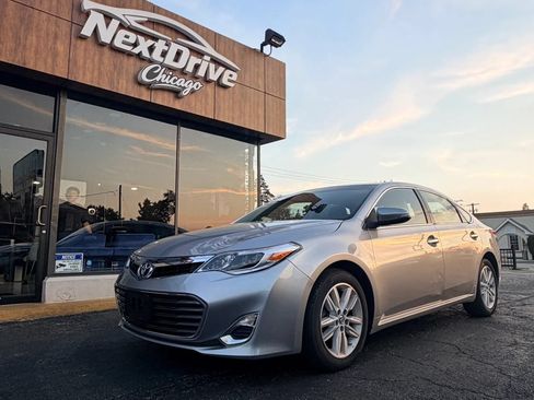 Used 2015 Toyota Avalon XLE FWD image 1