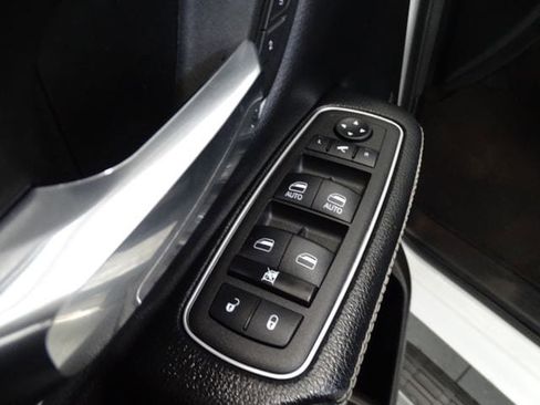 Certified 2023 RAM 1500 Laramie AWD/4WD image 10