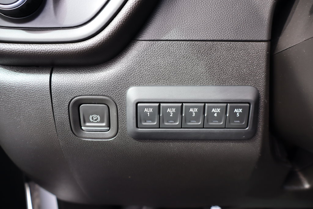 Used 2023 Chevrolet Silverado 1500 W/T w/ WT Value Package AWD/4WD image 25