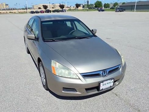 Used 2006 Honda Accord LX image 3