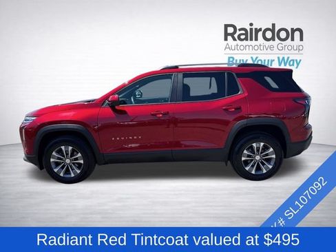 Used 2025 Chevrolet Equinox LT w/ Convenience Package II AWD/4WD image 4