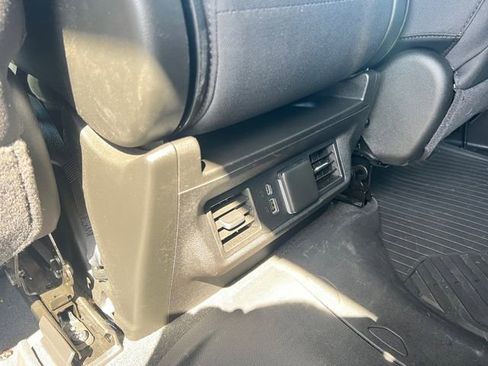 Certified 2025 Chevrolet Silverado 2500 LT AWD/4WD image 25