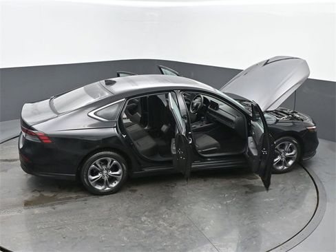 Used 2024 Honda Accord EX image 65