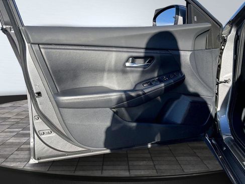 Used 2023 Nissan Sentra SV w/ All-Weather Package image 22