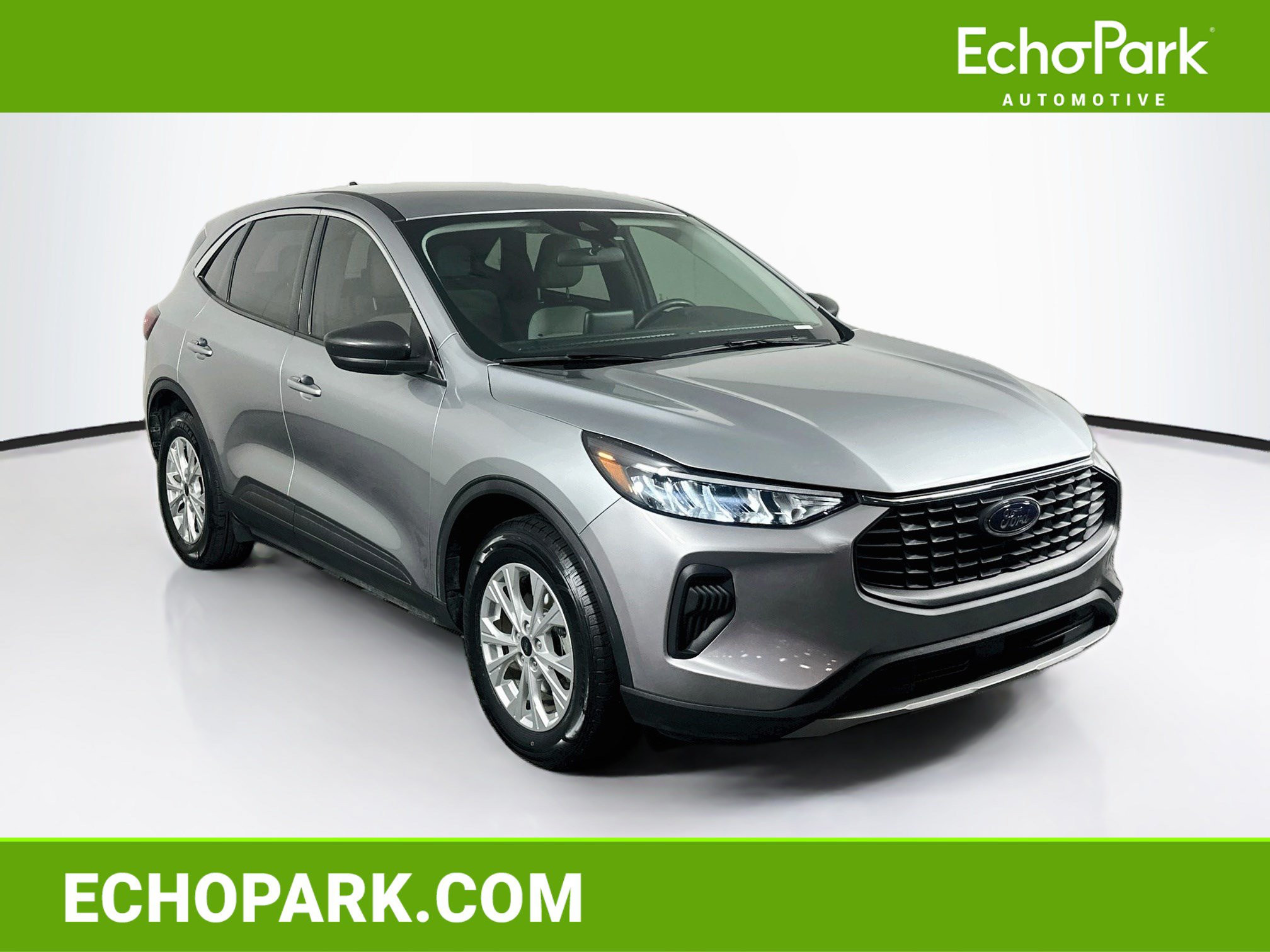 Used 2024 Ford Escape Active w/ Cold Weather Package FWD image 1