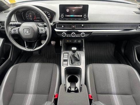 Used 2023 Honda Civic Sport image 13