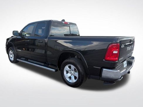 Used 2025 RAM 1500 Big Horn AWD/4WD image 3