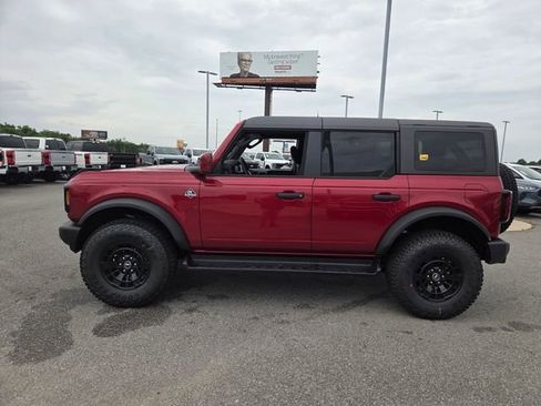 New 2026 Ford Bronco Outer Banks w/ Sasquatch Package AWD/4WD image 4