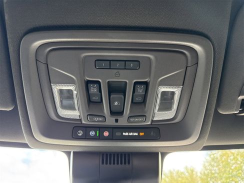 Used 2023 GMC Sierra 1500 Denali w/ Denali Reserve Package image 36