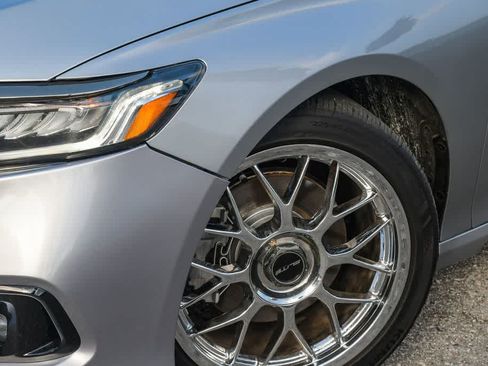 Used 2022 Honda Accord Sport Special Edition image 2