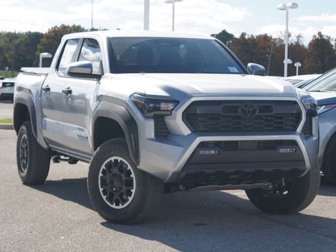 New 2025 Toyota Tacoma TRD Off-Road image 16