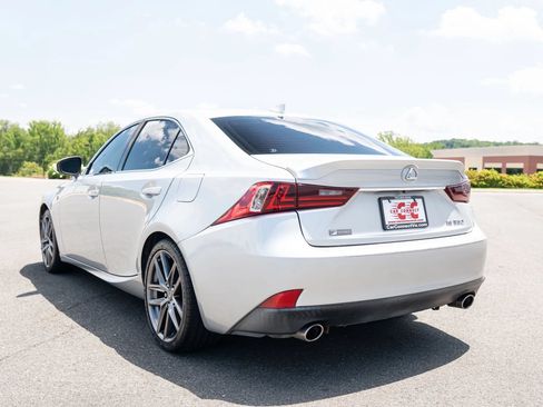 Used 2016 Lexus IS 350 RWD image 3