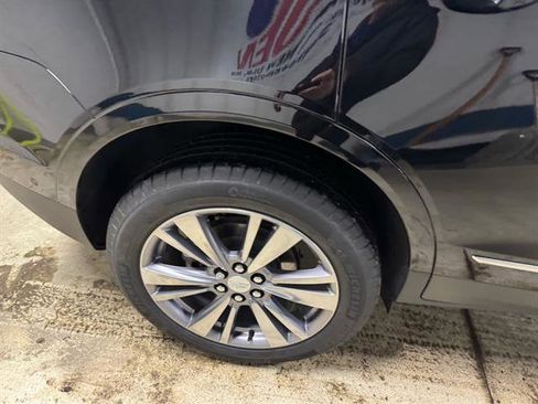 Used 2024 Cadillac XT5 Premium Luxury w/ Platinum Package AWD/4WD image 8