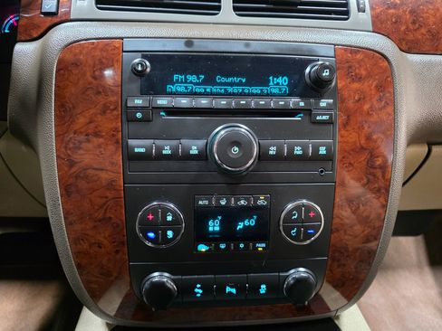 Used 2013 Chevrolet Silverado 1500 LTZ w/ LTZ Plus Package image 33