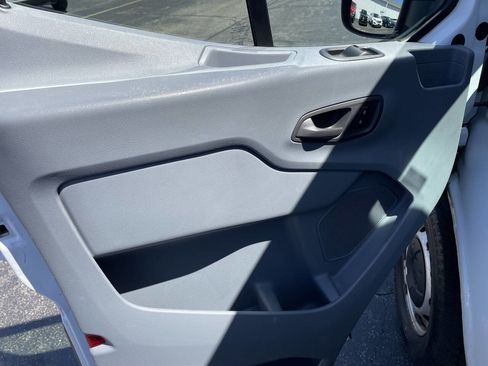 Used 2015 Ford Transit 150 130 Low Roof image 12