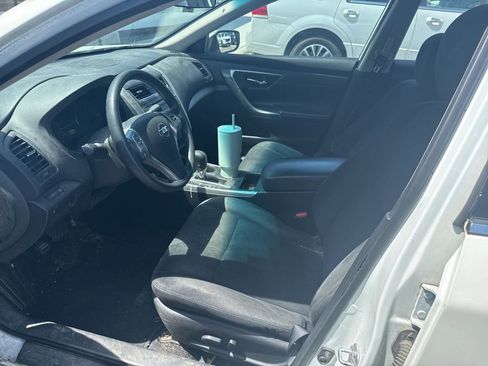 Used 2015 Nissan Altima 2.5 S w/ Power Driver Seat Package FWD image 6