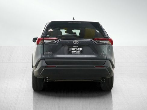 Used 2022 Toyota RAV4 LE image 4