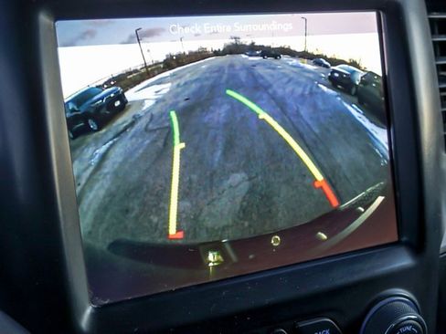 Used 2019 RAM 1500 Express w/ Express Value Package image 19