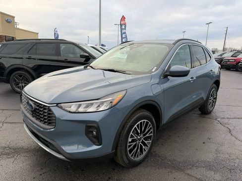 New 2026 Ford Escape SE image 23