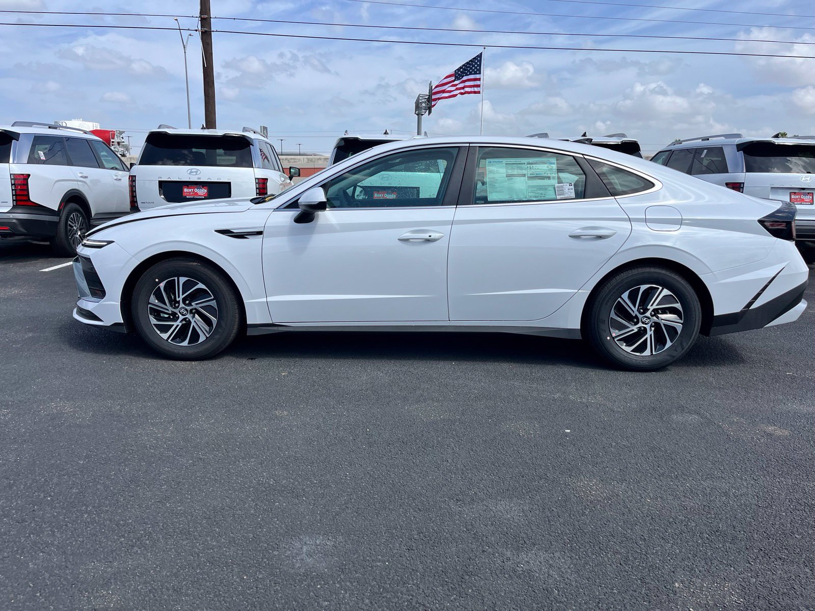 New 2026 Hyundai Sonata Blue FWD image 4