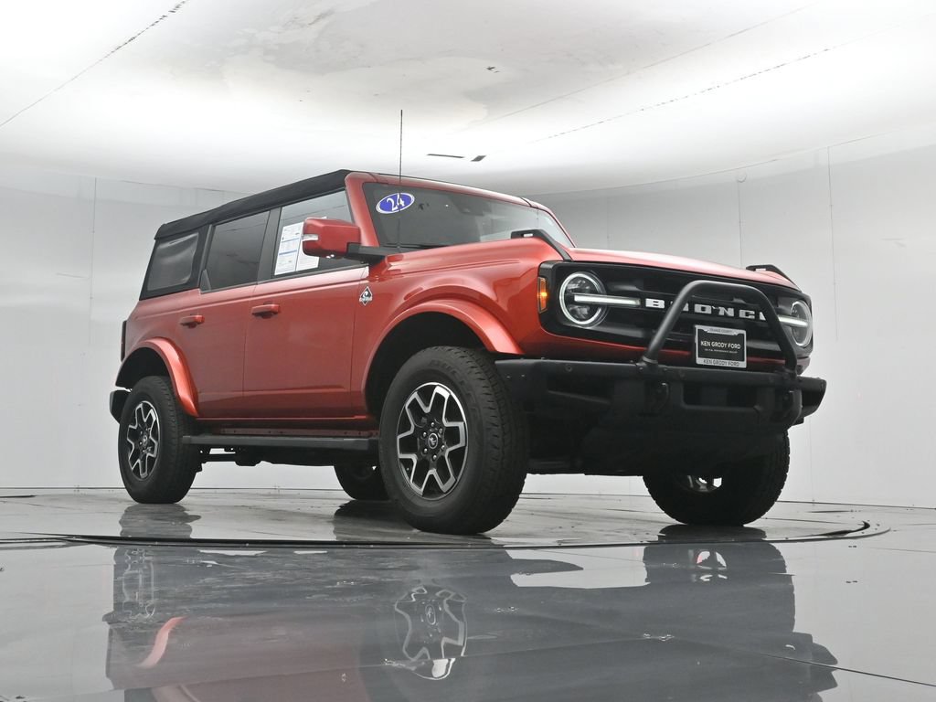Certified 2024 Ford Bronco Outer Banks AWD/4WD image 48