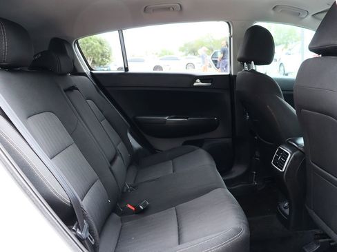 Used 2022 Kia Sportage LX image 27